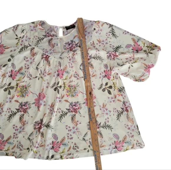 Lane Bryant Buttercup Yellow Floral Blouse Sz 18/20 Flowy Top Romantic Spring - Picture 13 of 14